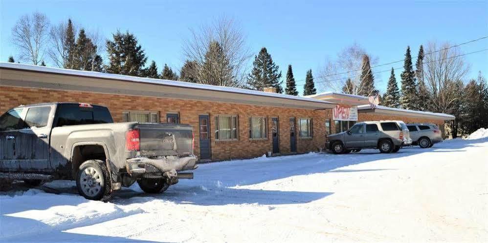 آيرونوود Royal Motel المظهر الخارجي الصورة