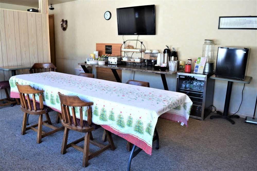 آيرونوود Royal Motel المظهر الخارجي الصورة