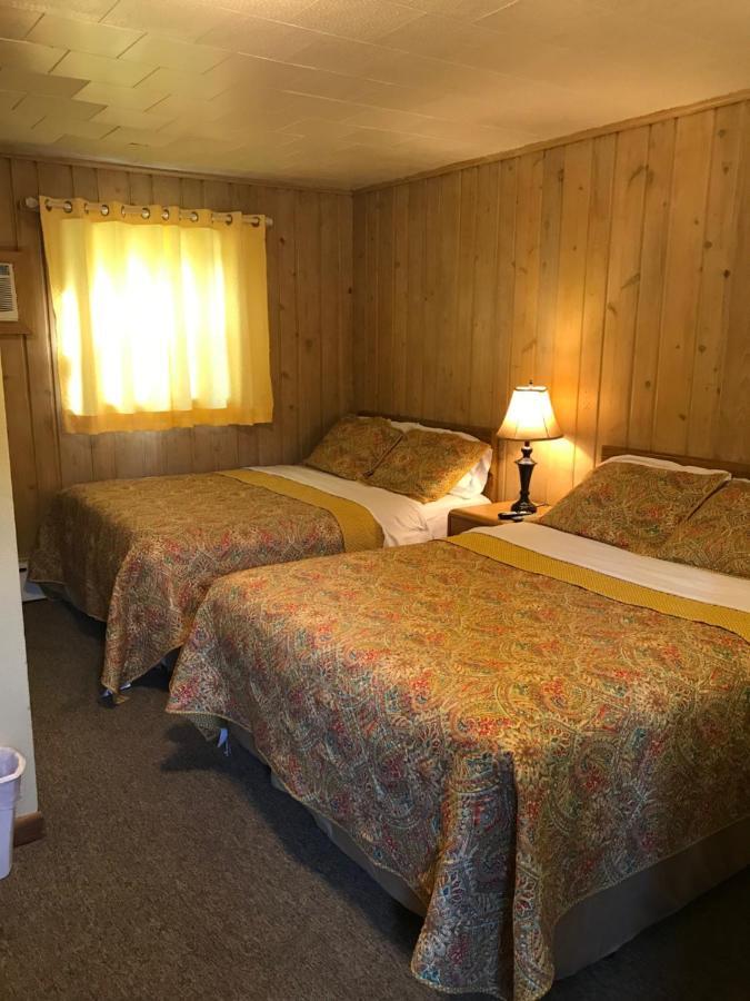 آيرونوود Royal Motel المظهر الخارجي الصورة